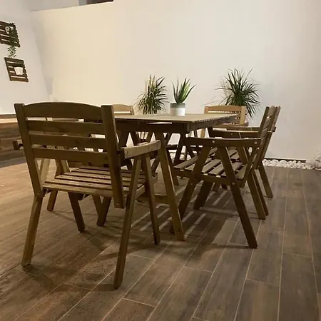 White Downtown Apartment *