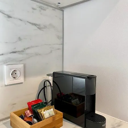 Apartment White Downtown