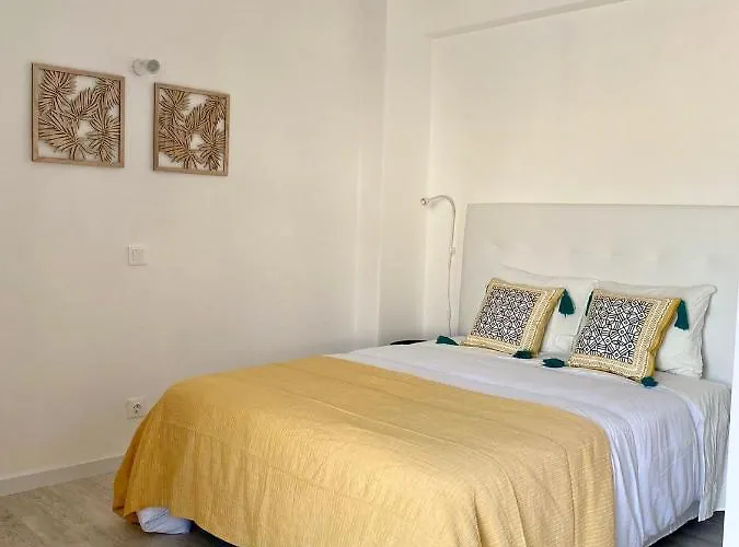 White Downtown Appartamento Albufeira