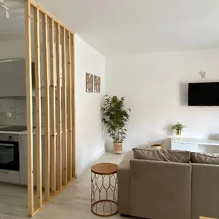 White Downtown Apartman Albufeira