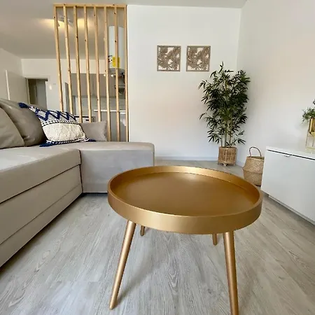 Apartman White Downtown *